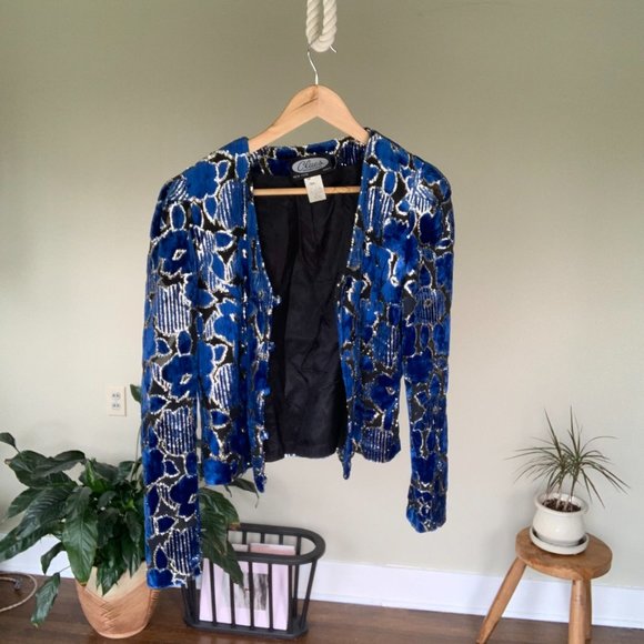 Vintage Velvet Top - Picture 3 of 7